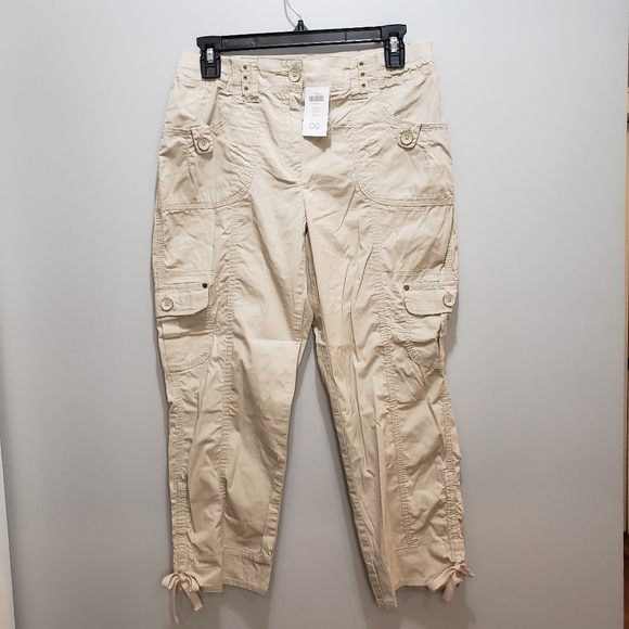 Chico's Amelia Crop Cargo Pant Putty Size XS NWT! CROP CARGO PANTS 29" Waist - Picture 2 of 15